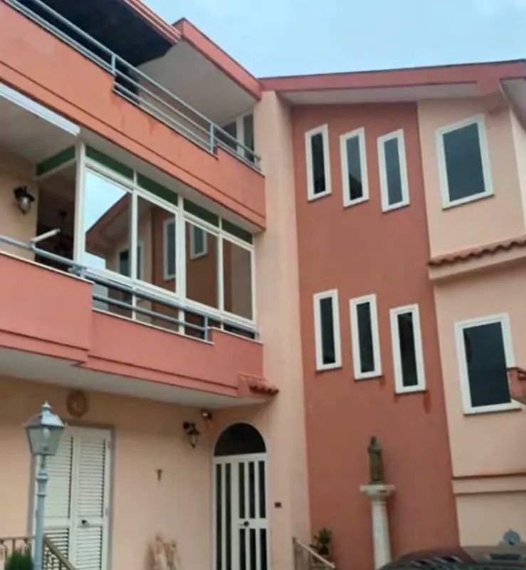 Villa 7 locali a Cellole (CE)