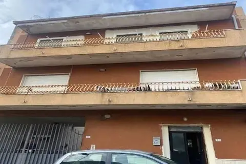 Appartamento 5 locali a Mondragone (CE)